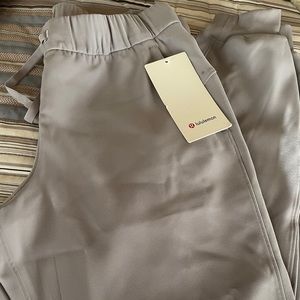 Brand new tags lululemon woven joggers